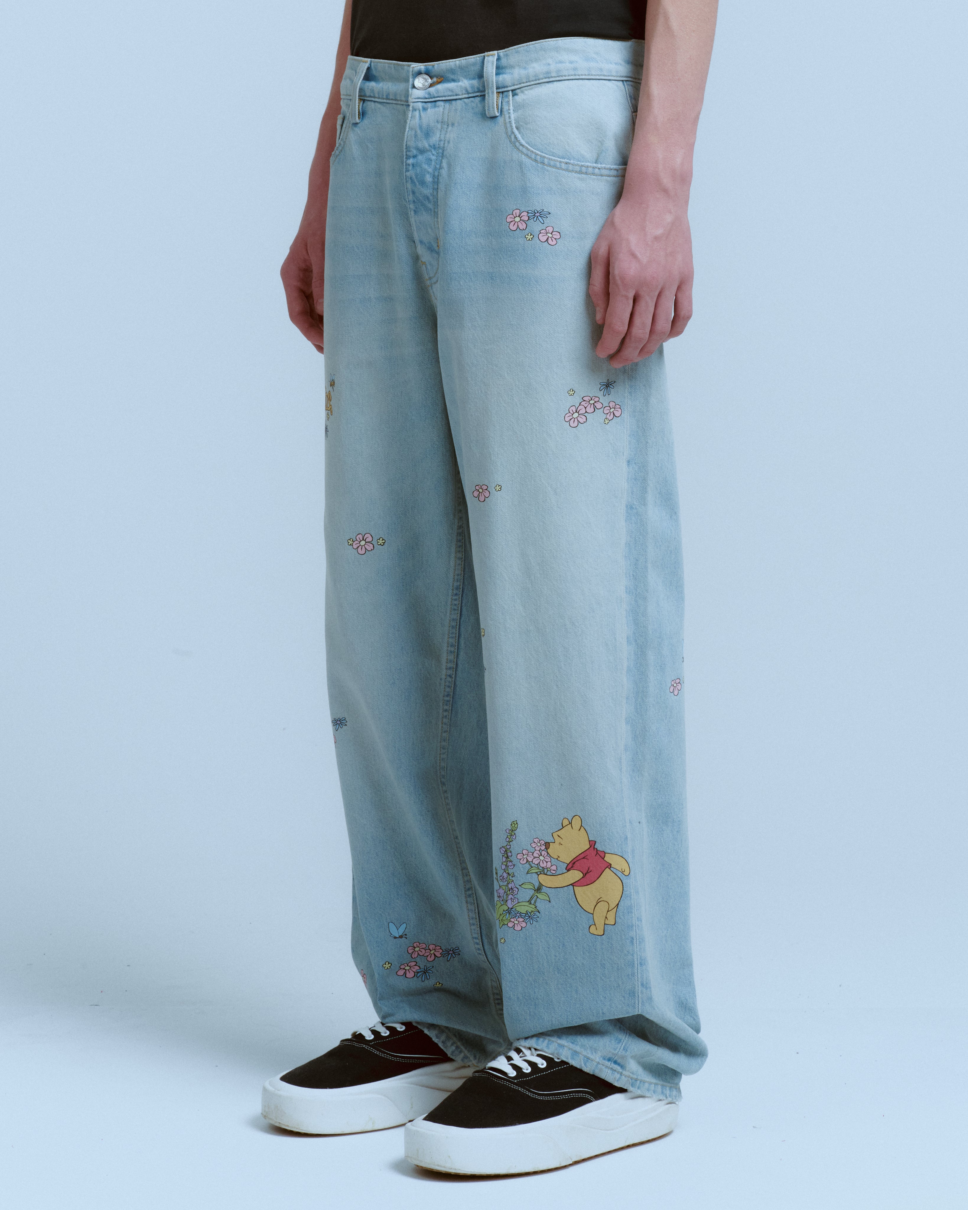 WINNIE THE POOH FLOWER BAGGY JEAN – NAHMIAS