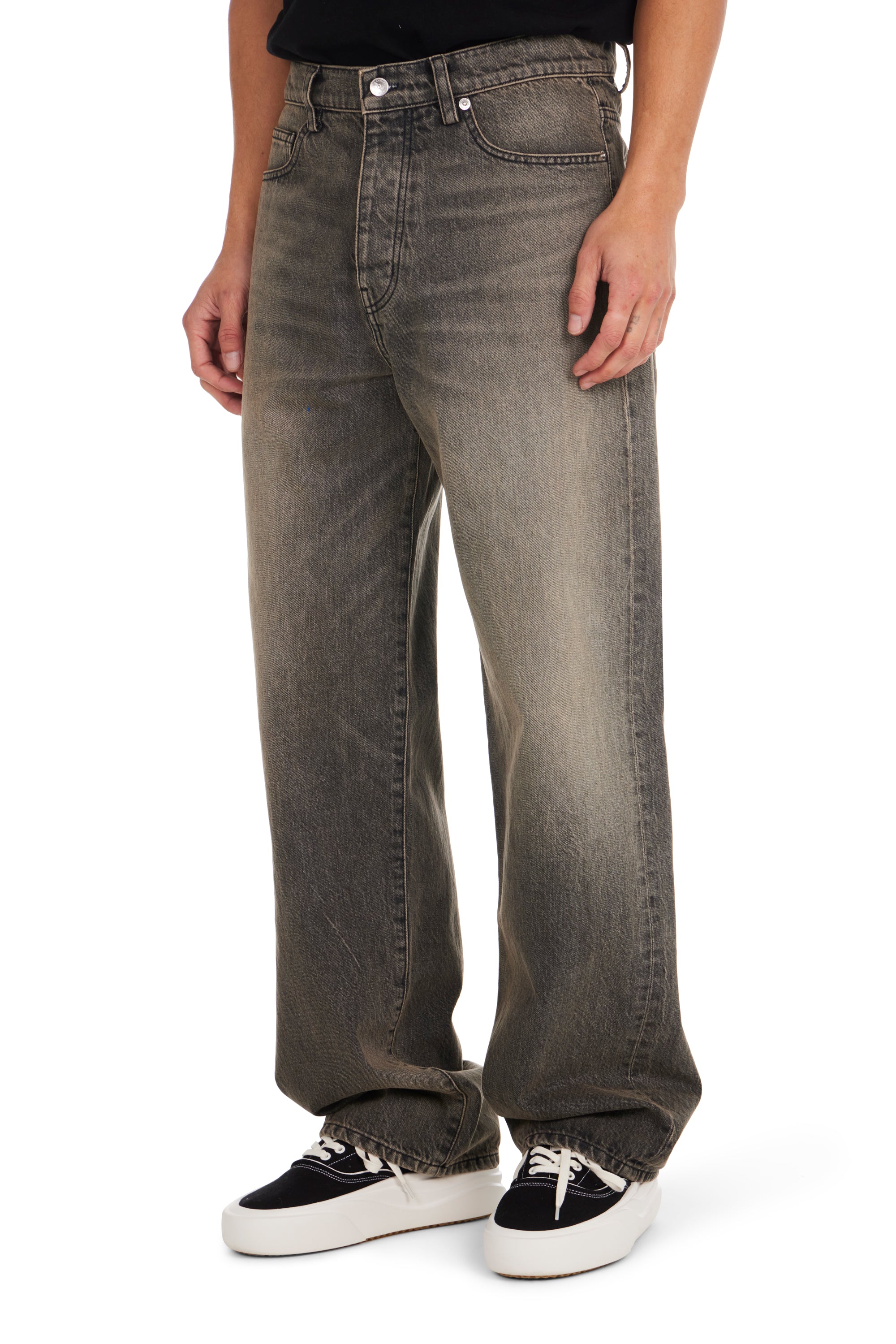 Baggy Jeans in Brown Wash – NAHMIAS - Main Image