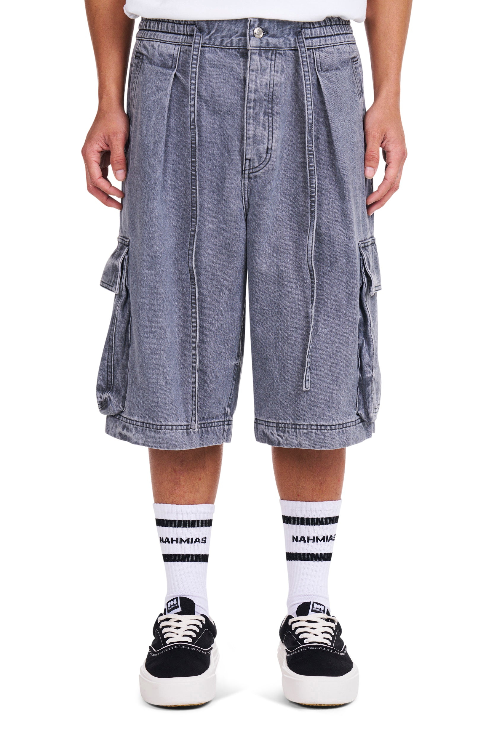 Washed Pleated Cargo Shorts – NAHMIAS