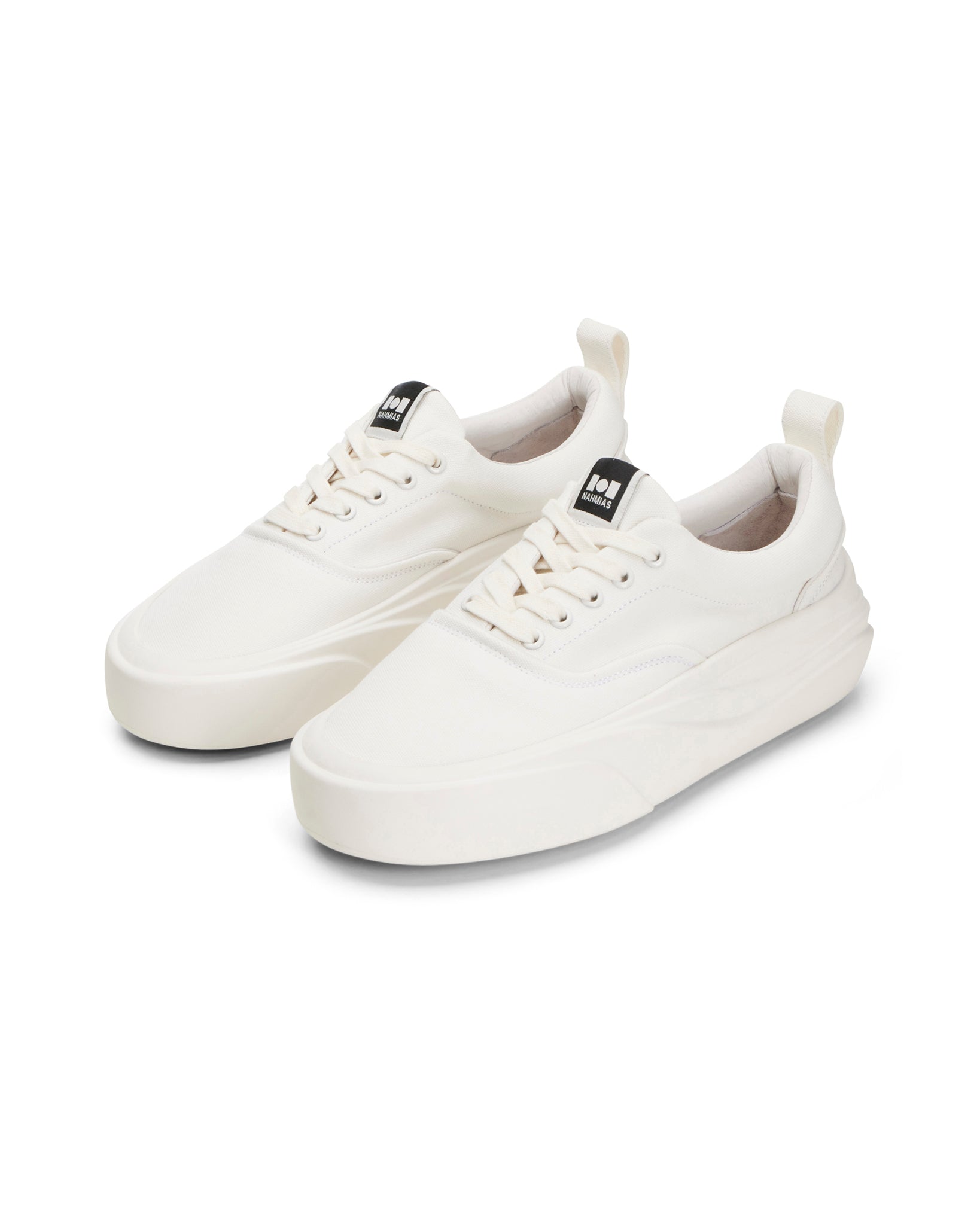 Ollie Canvas Sneaker in White