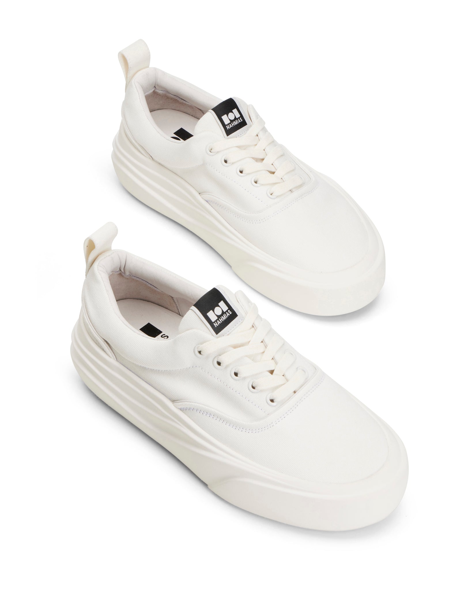 Ollie Canvas Sneaker in White