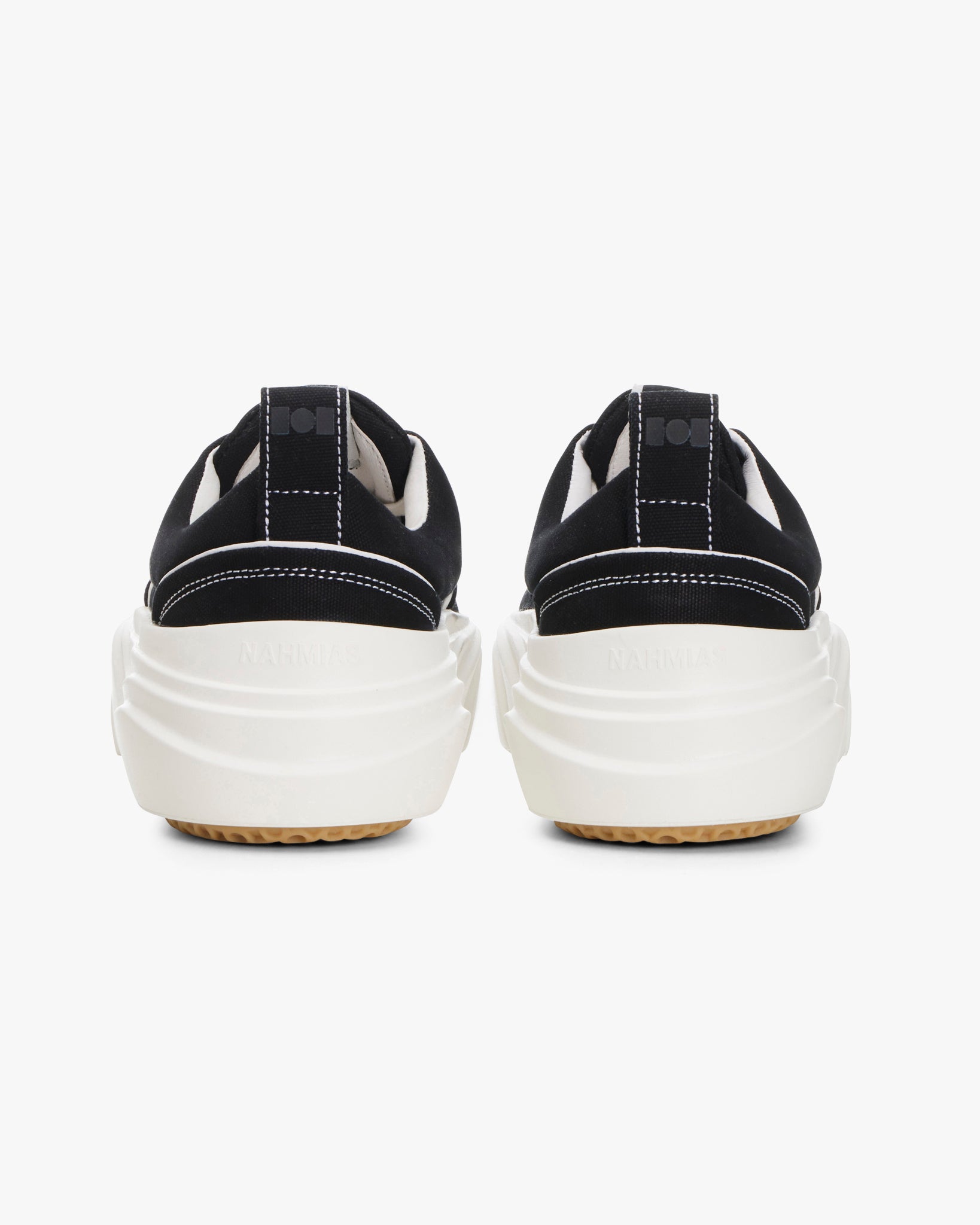 Ollie Canvas Sneaker in Black