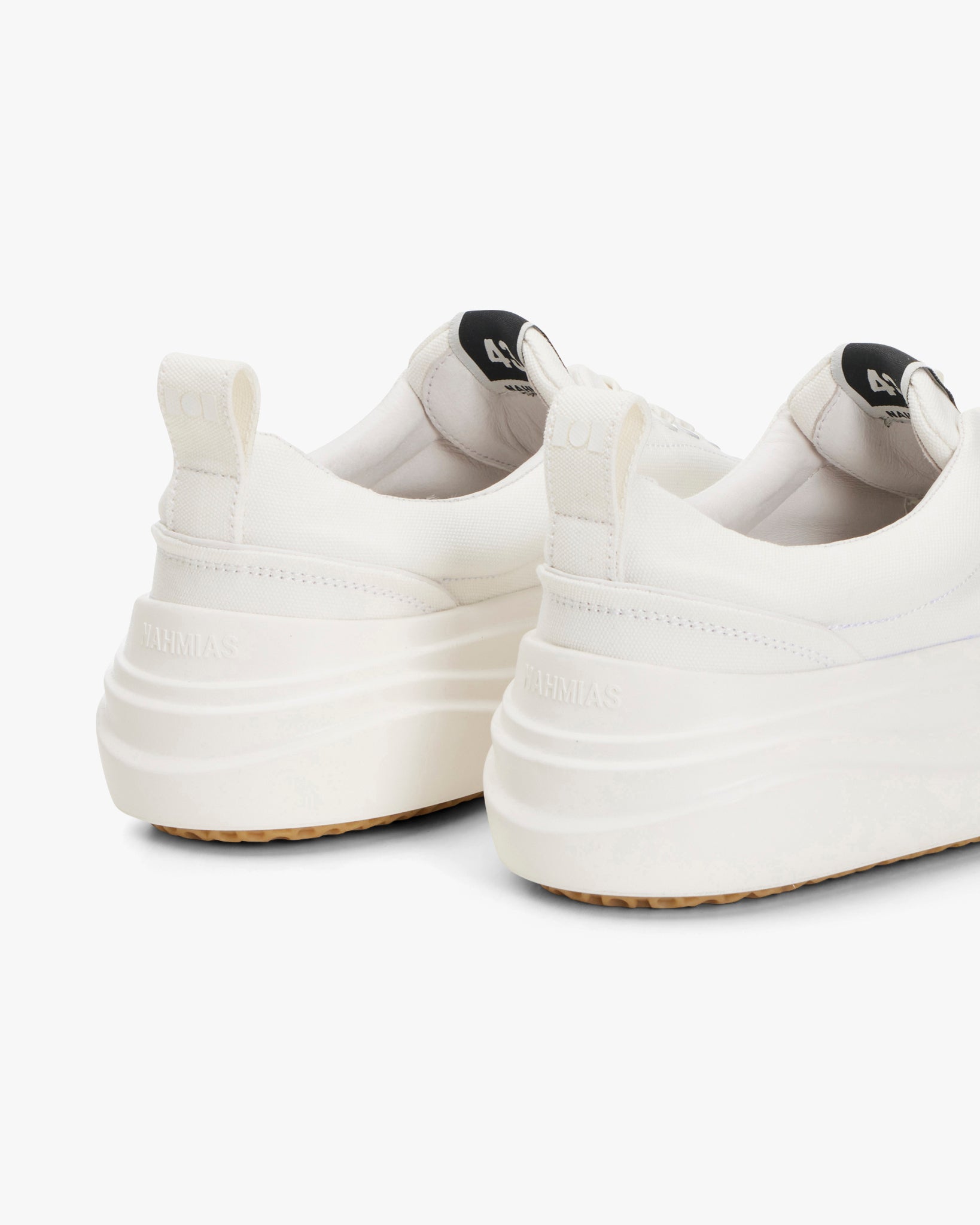Ollie Canvas Sneaker in White – NAHMIAS