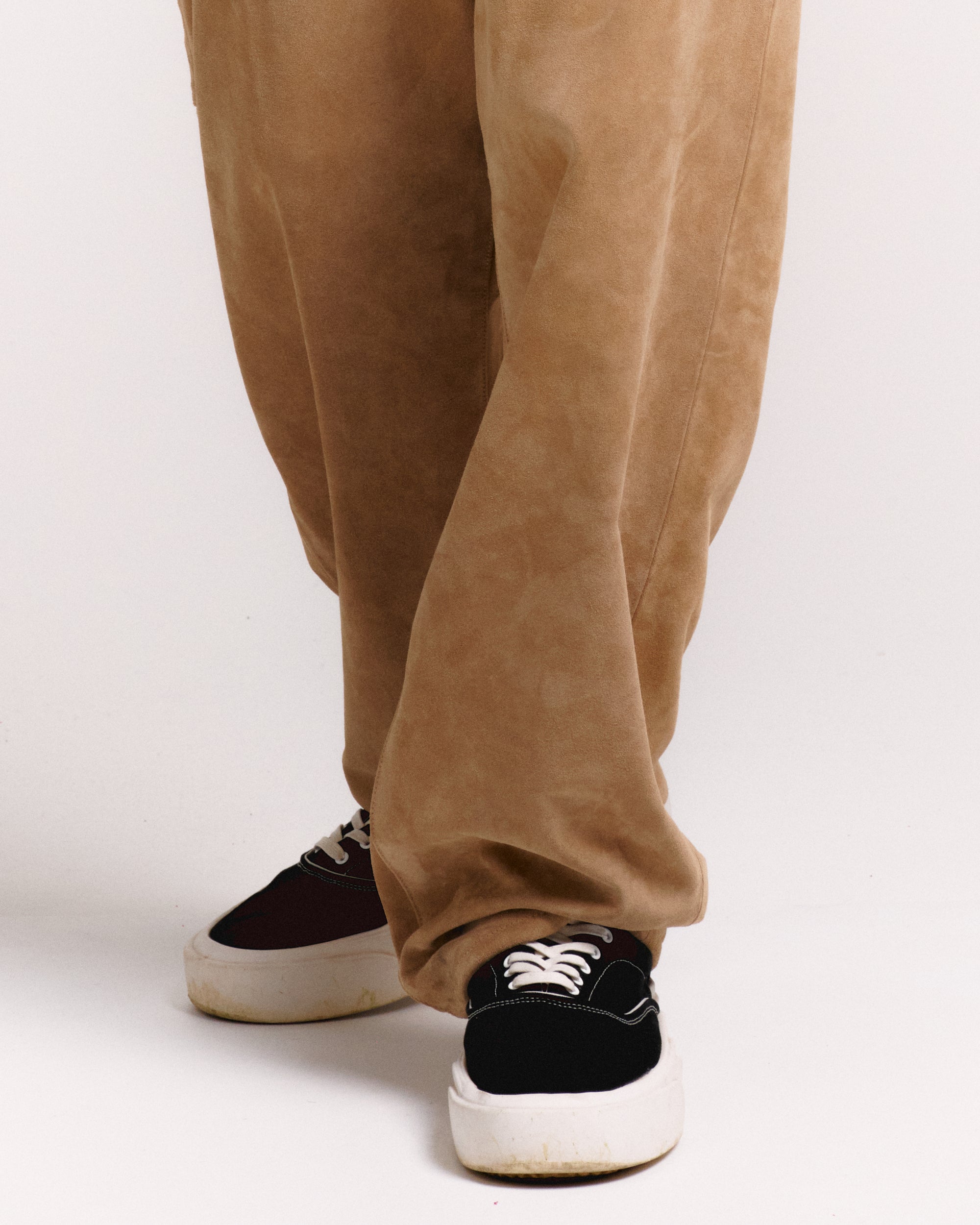 SUEDE BAGGY CARPENTER PANT