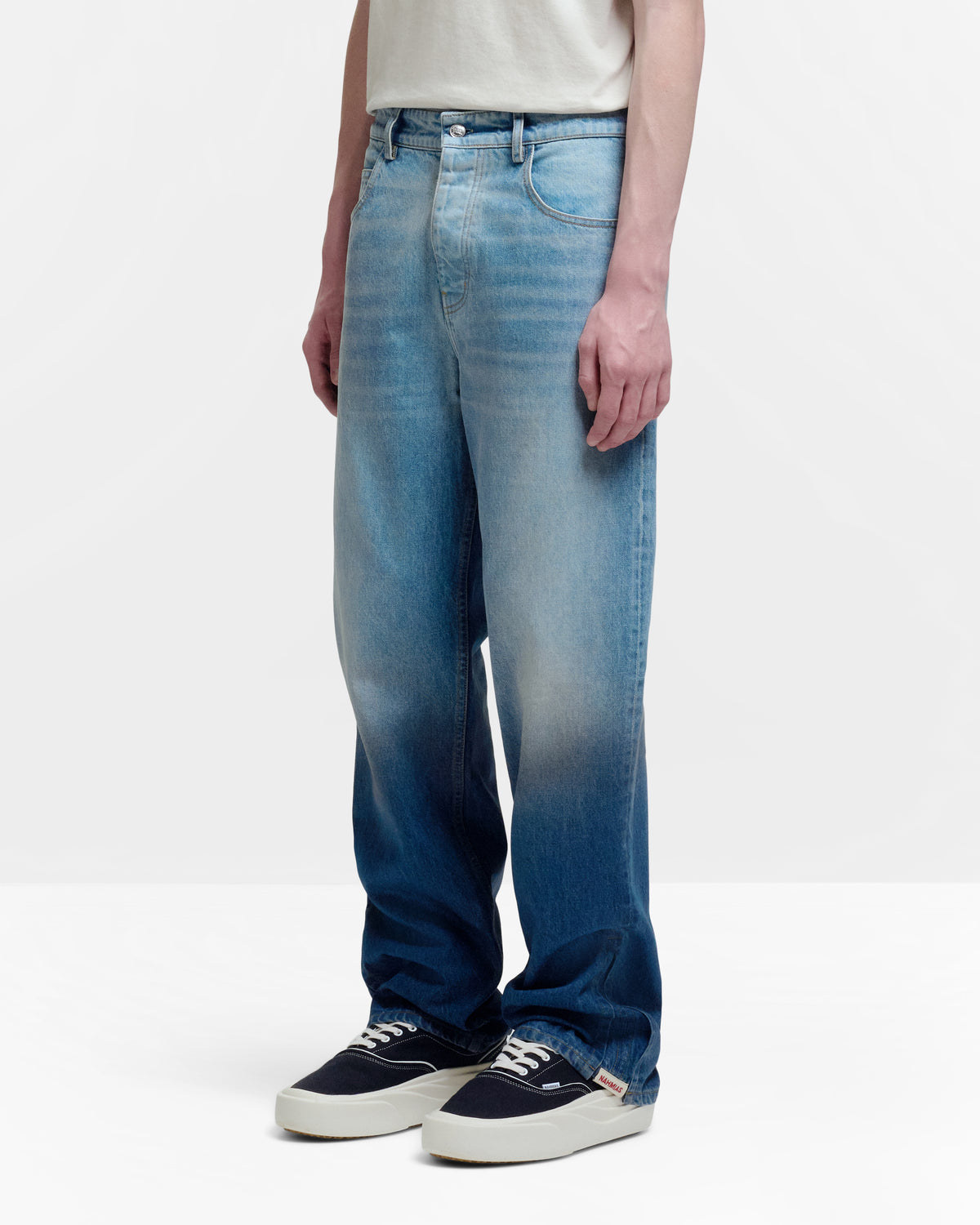 HIGH TIDE SPLIT SEAM STRAIGHT LEG JEAN
