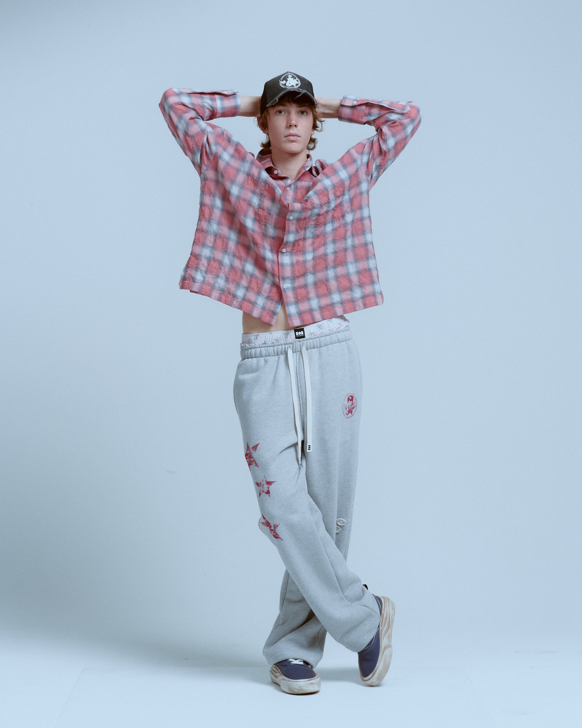 FEATHERWEIGHT LS PLAID BUTTON UP