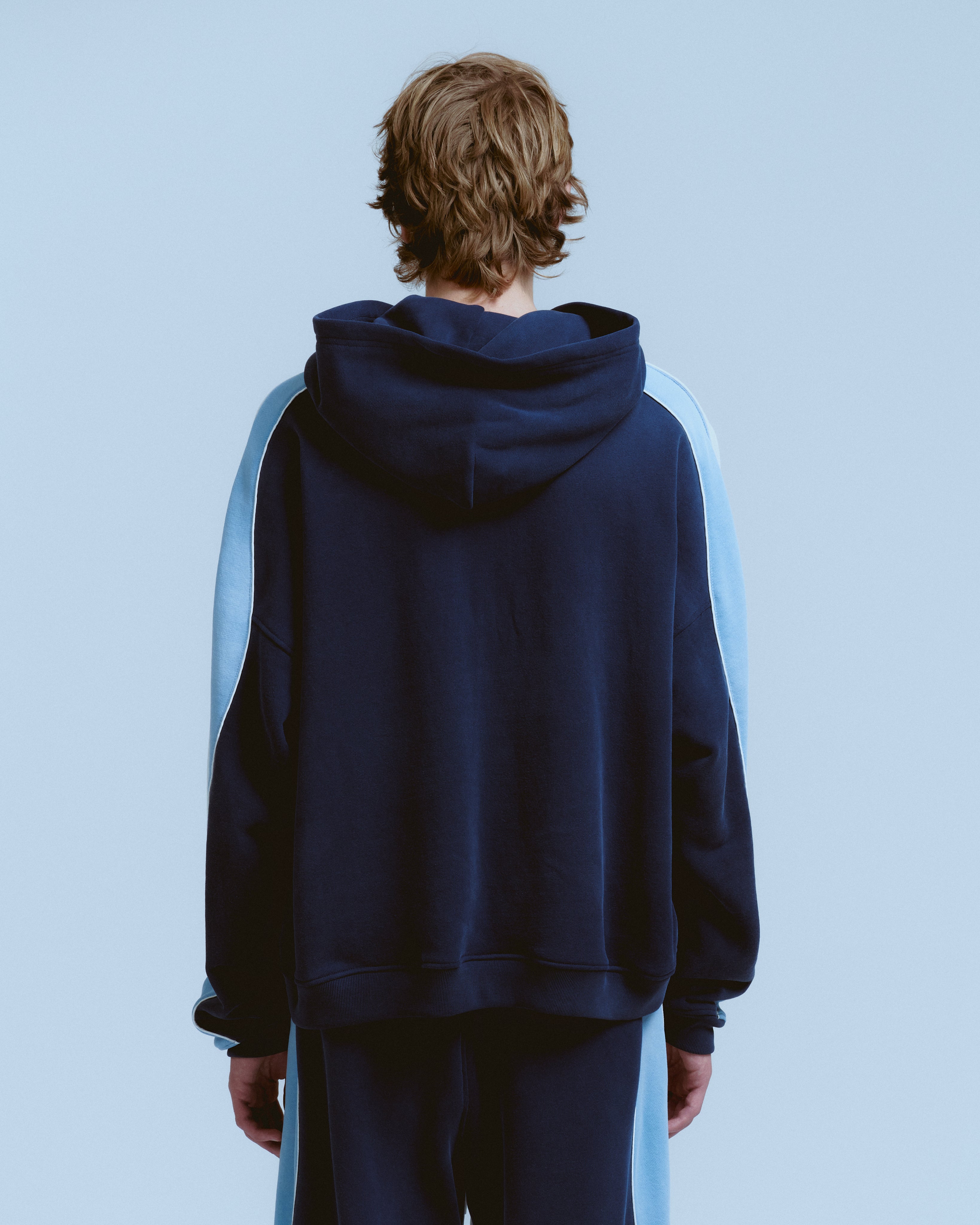 OLLIE HOODIE – NAHMIAS